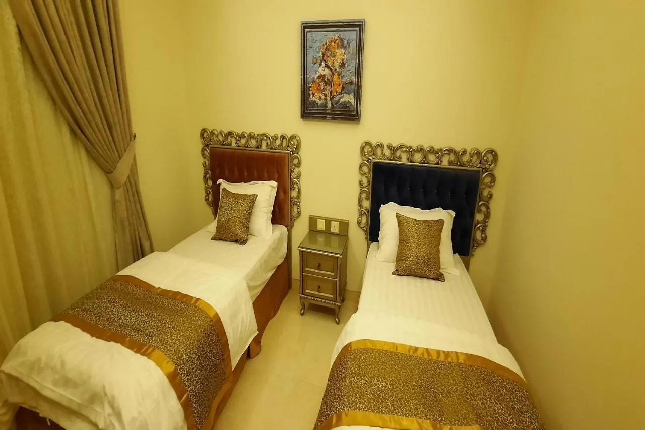 Capital O 549 The Blue Rose Hotel Cidde