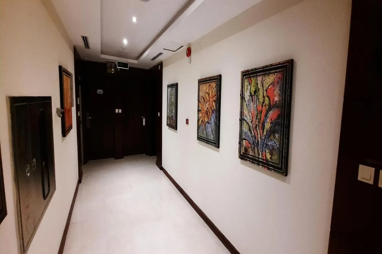 Capital O 549 The Blue Rose Hotel Cidde