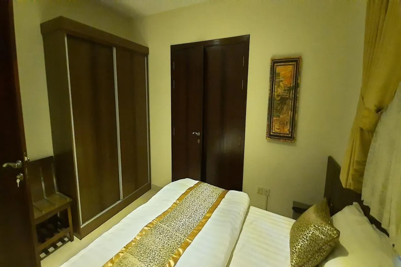 Capital O 549 The Blue Rose Hotel Cidde