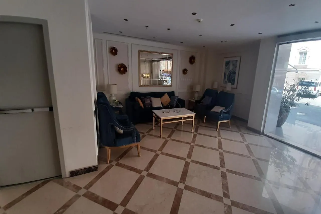 Capital O 549 The Blue Rose Hotel Cidde